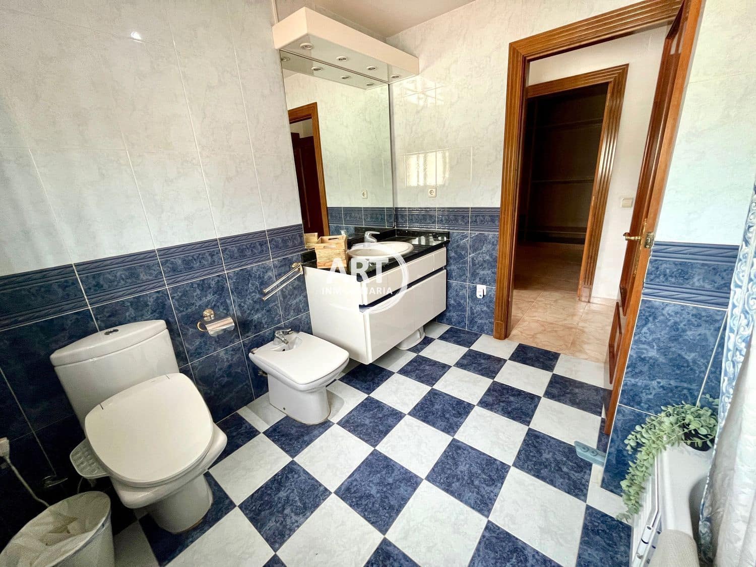 8 soveværelse Villa til salg i L'Eliana med swimmingpool garage - € 849.000 (Ref: 8188984)