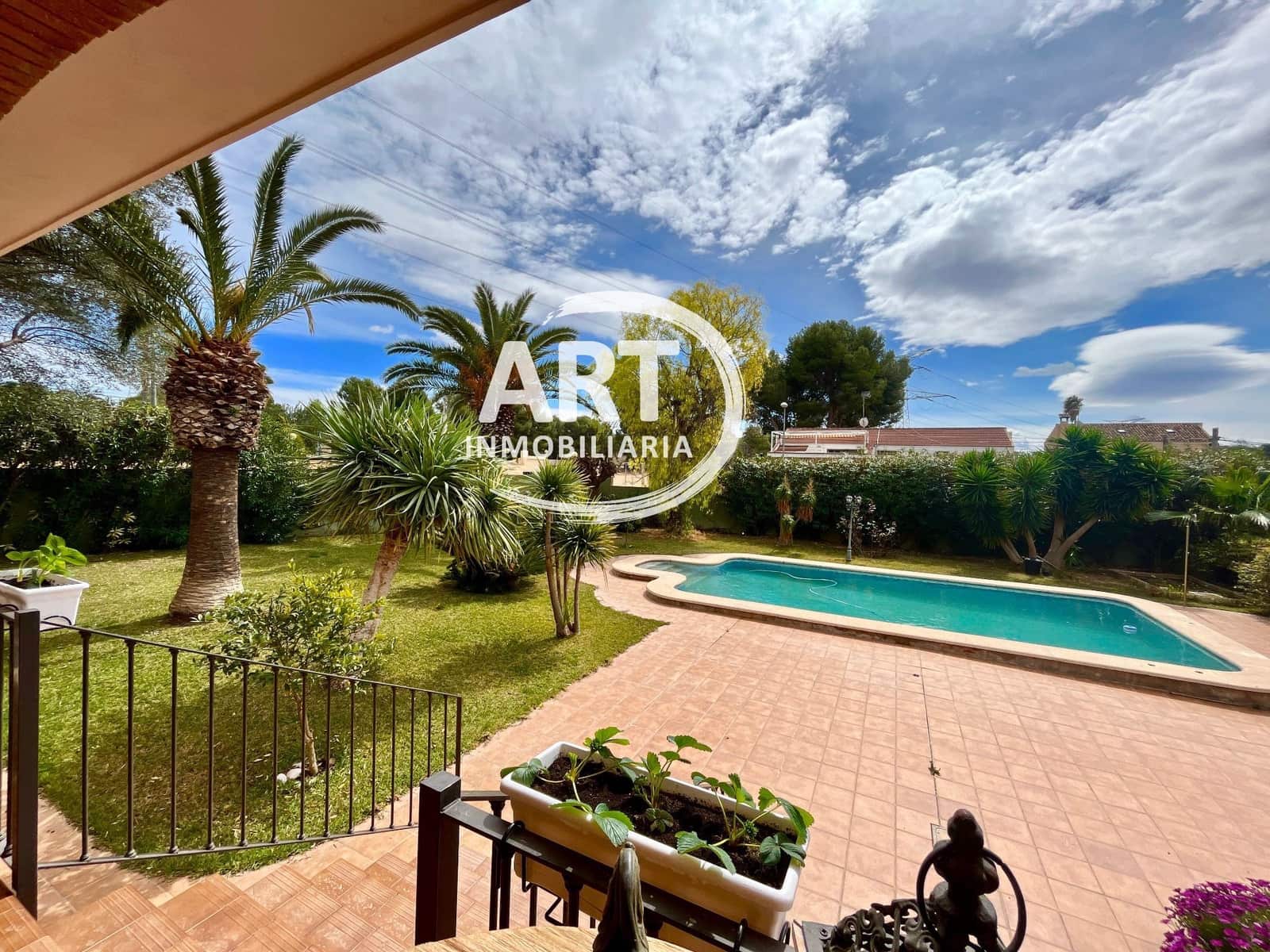 8 soveværelse Villa til salg i L'Eliana med swimmingpool garage - € 849.000 (Ref: 8188984)