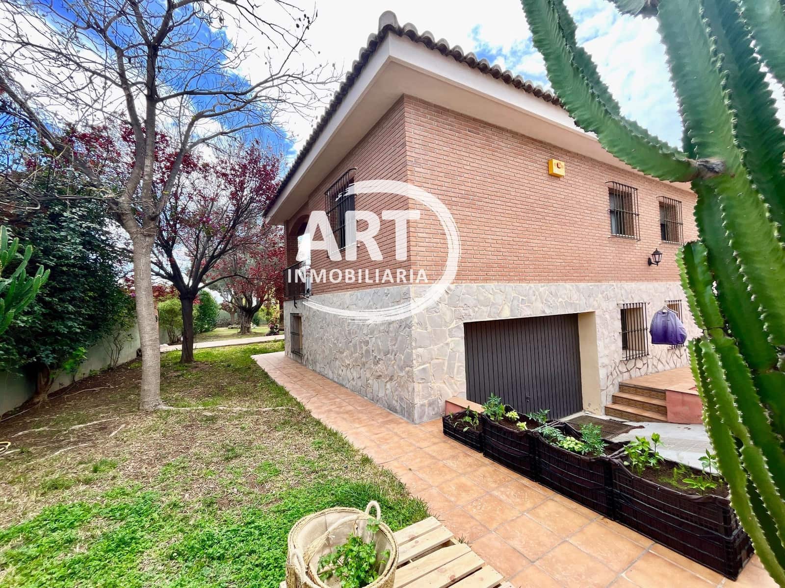 8 soveværelse Villa til salg i L'Eliana med swimmingpool garage - € 849.000 (Ref: 8188984)