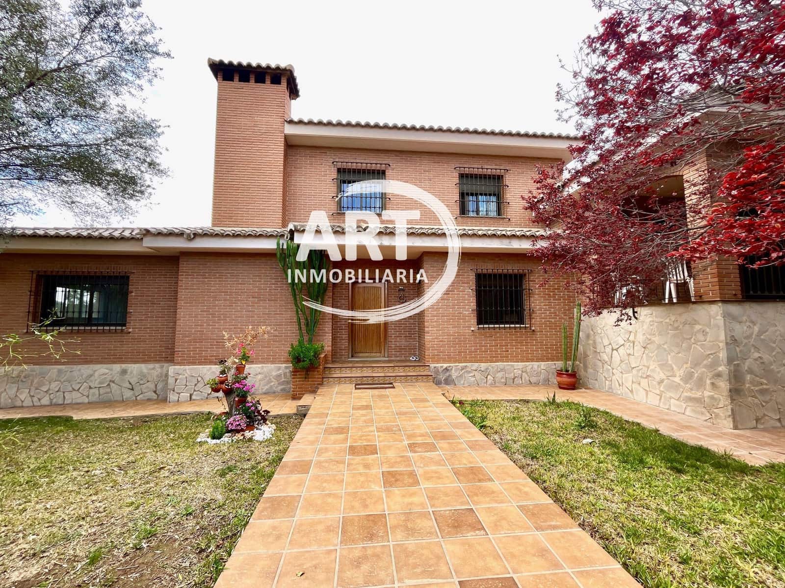 8 soveværelse Villa til salg i L'Eliana med swimmingpool garage - € 849.000 (Ref: 8188984)