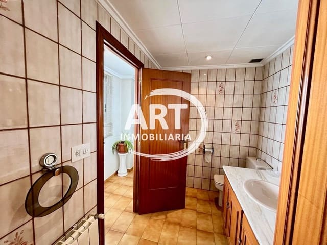 6 bedroom Townhouse for sale in Bétera - € 300,000 (Ref: 8201248)