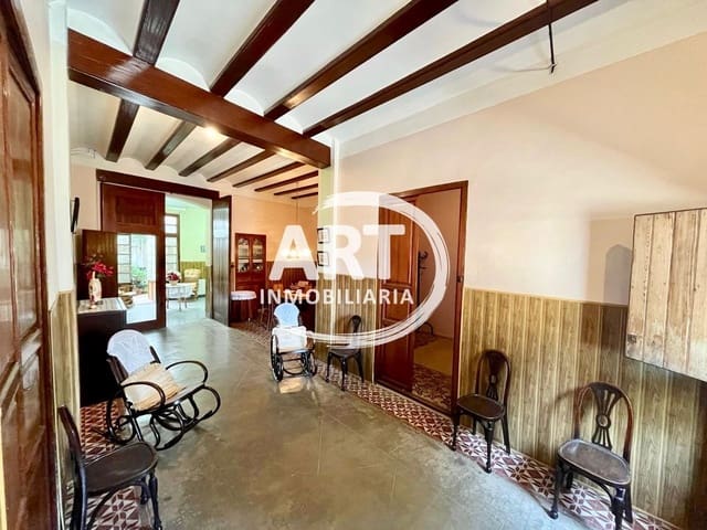 6 bedroom Townhouse for sale in Bétera - € 300,000 (Ref: 8201248)