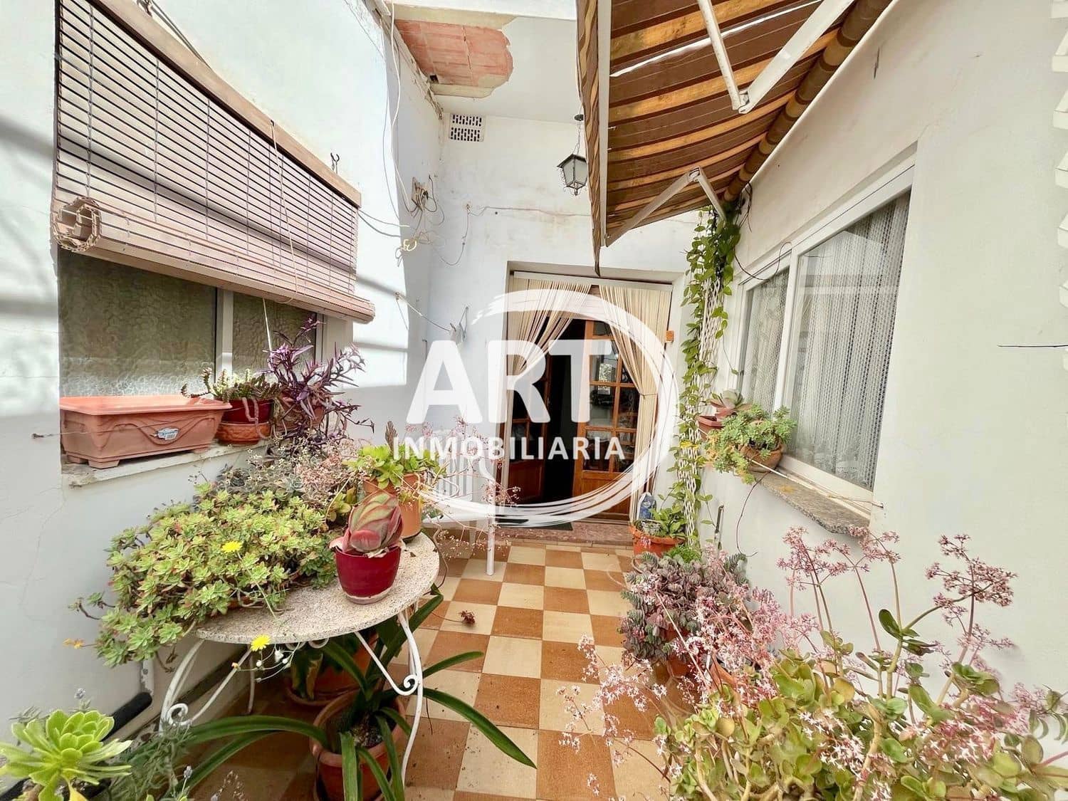 6 soveværelse Byhus til salg i Betera - € 300.000 (Ref: 8201248)