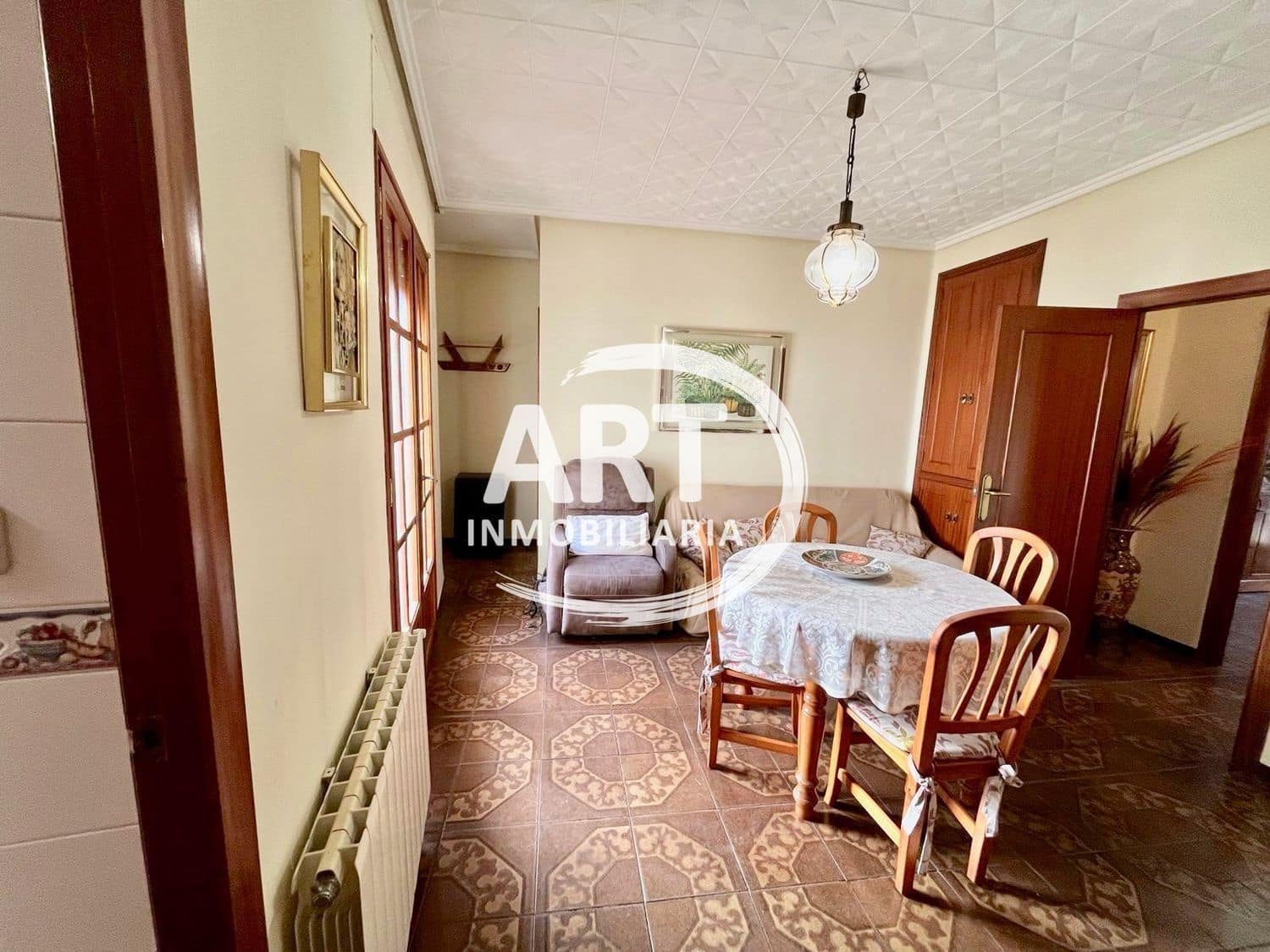 6 soveværelse Byhus til salg i Betera - € 300.000 (Ref: 8201248)