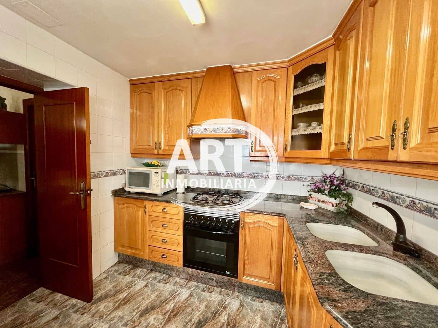 6 soveværelse Byhus til salg i Betera - € 300.000 (Ref: 8201248)