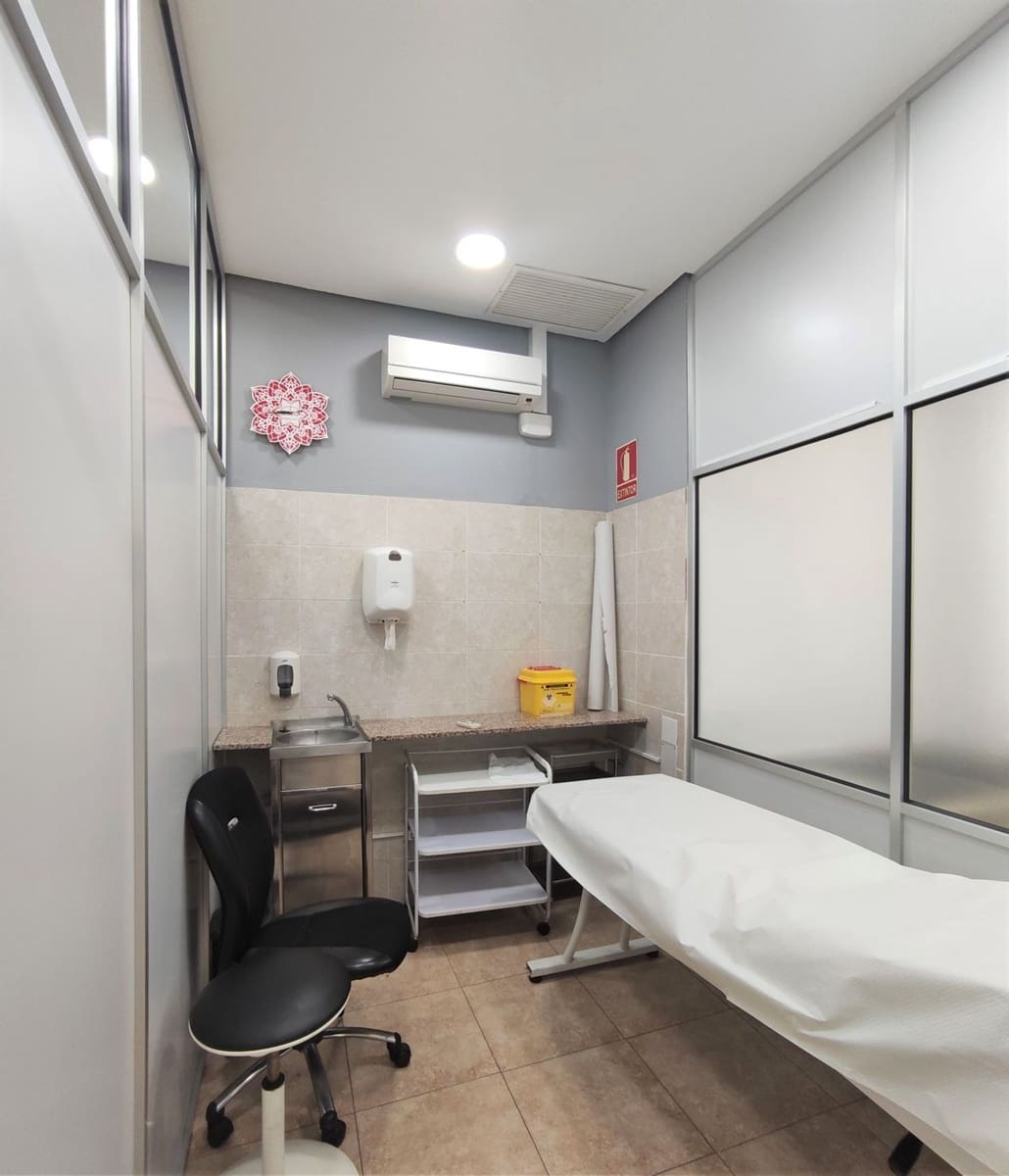 4 soveværelse Erhverv til salg i Valencia by - € 187.000 (Ref: 8416889)