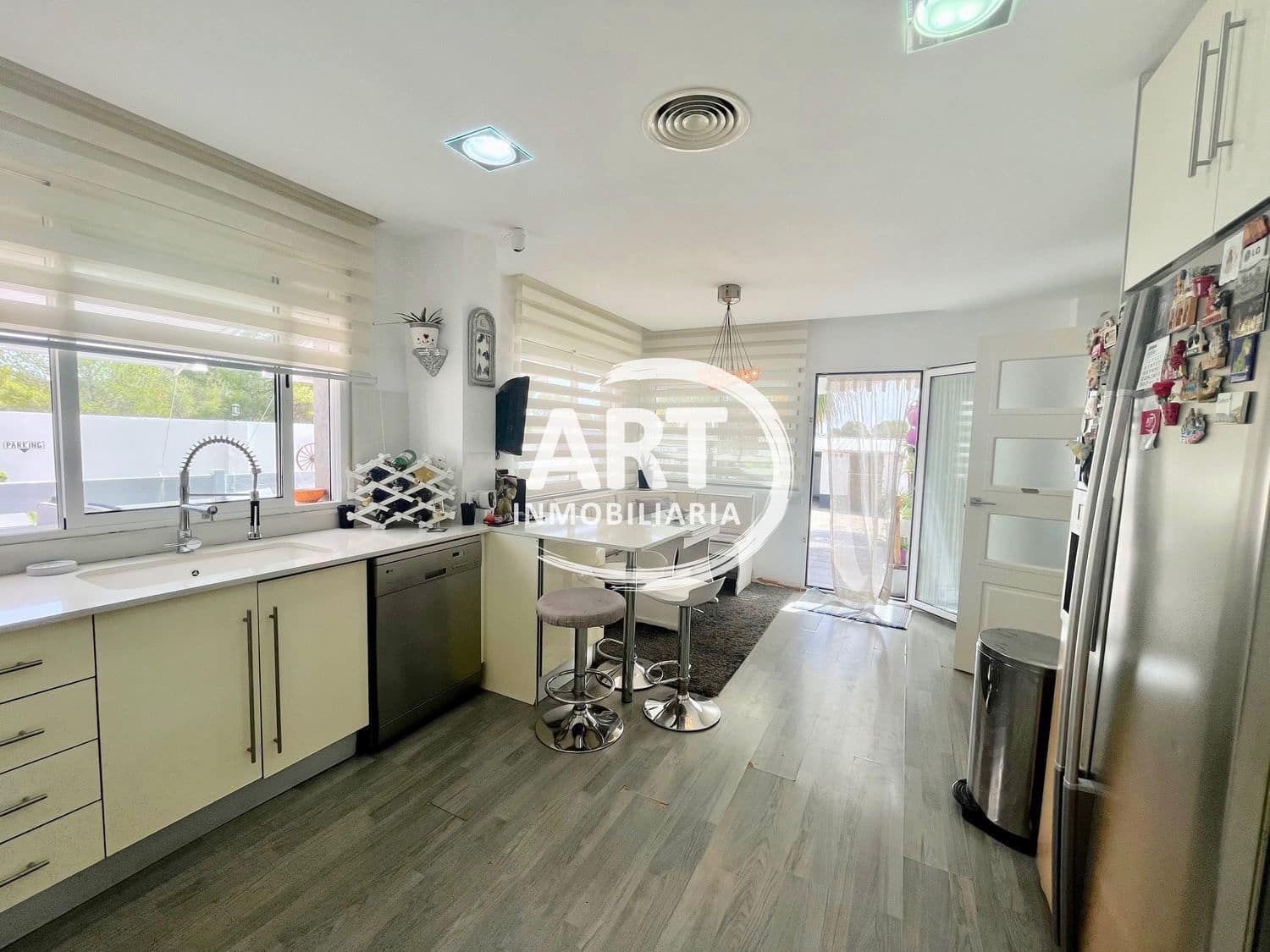 4 slaapkamer Villa te koop in Betera met zwembad garage - € 475.000 (Ref: 8461244)