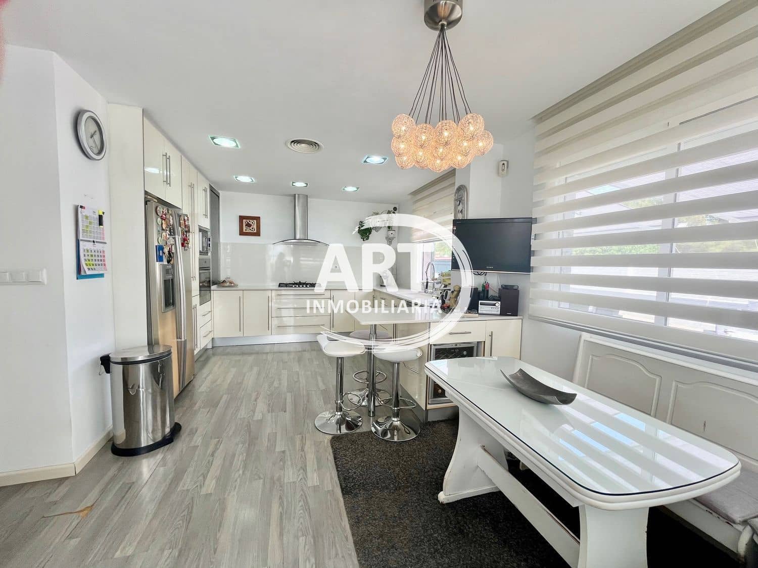 4 slaapkamer Villa te koop in Betera met zwembad garage - € 475.000 (Ref: 8461244)