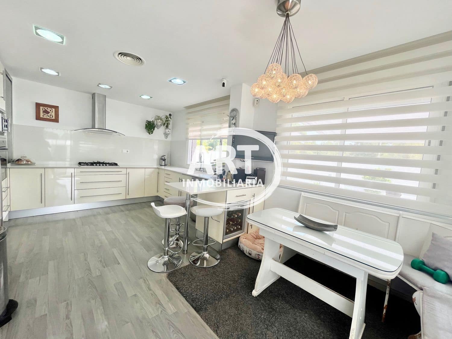 4 slaapkamer Villa te koop in Betera met zwembad garage - € 475.000 (Ref: 8461244)