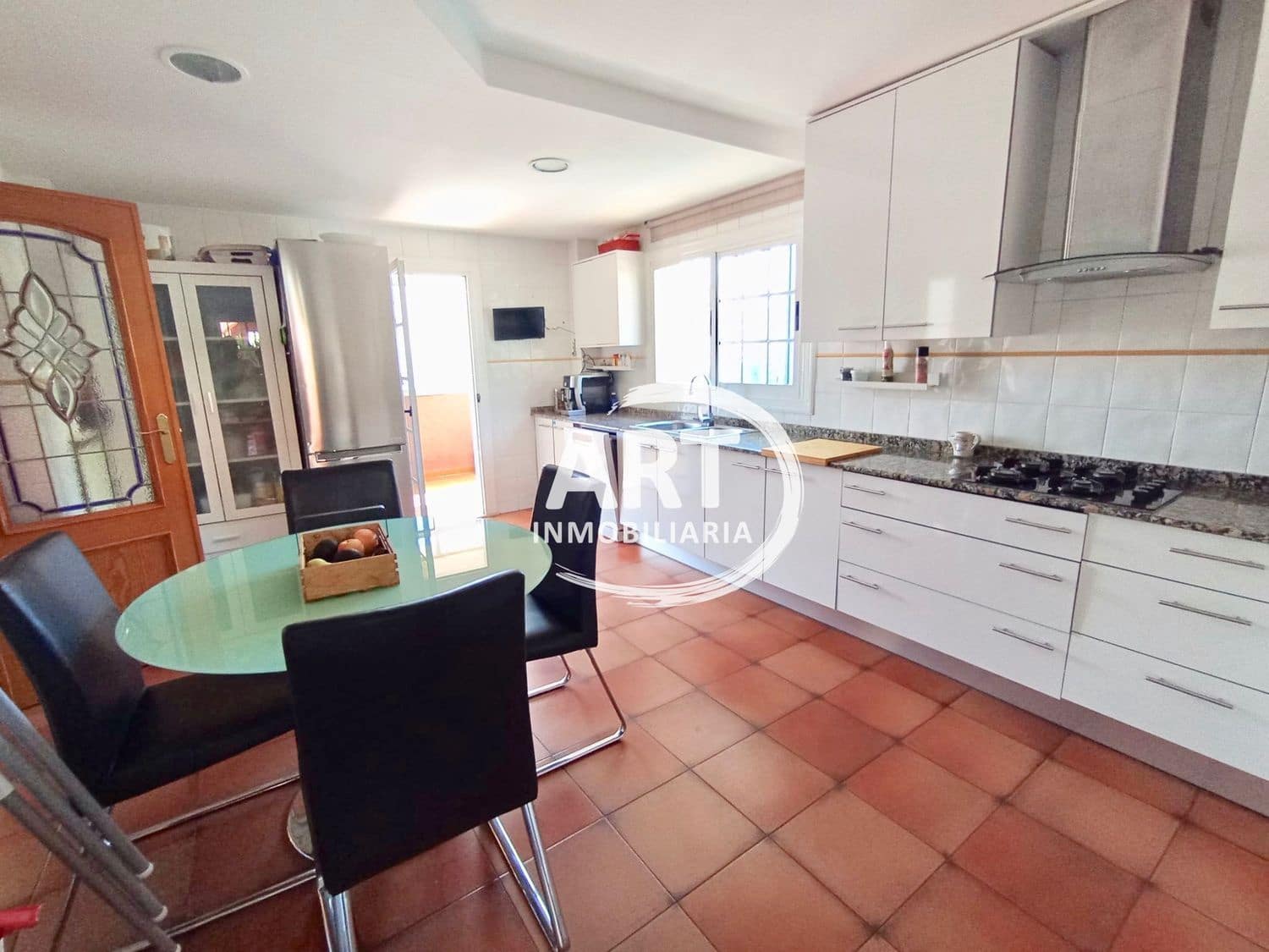 6 soveværelse Villa til salg i Paterna med swimmingpool garage - € 599.000 (Ref: 8537898)