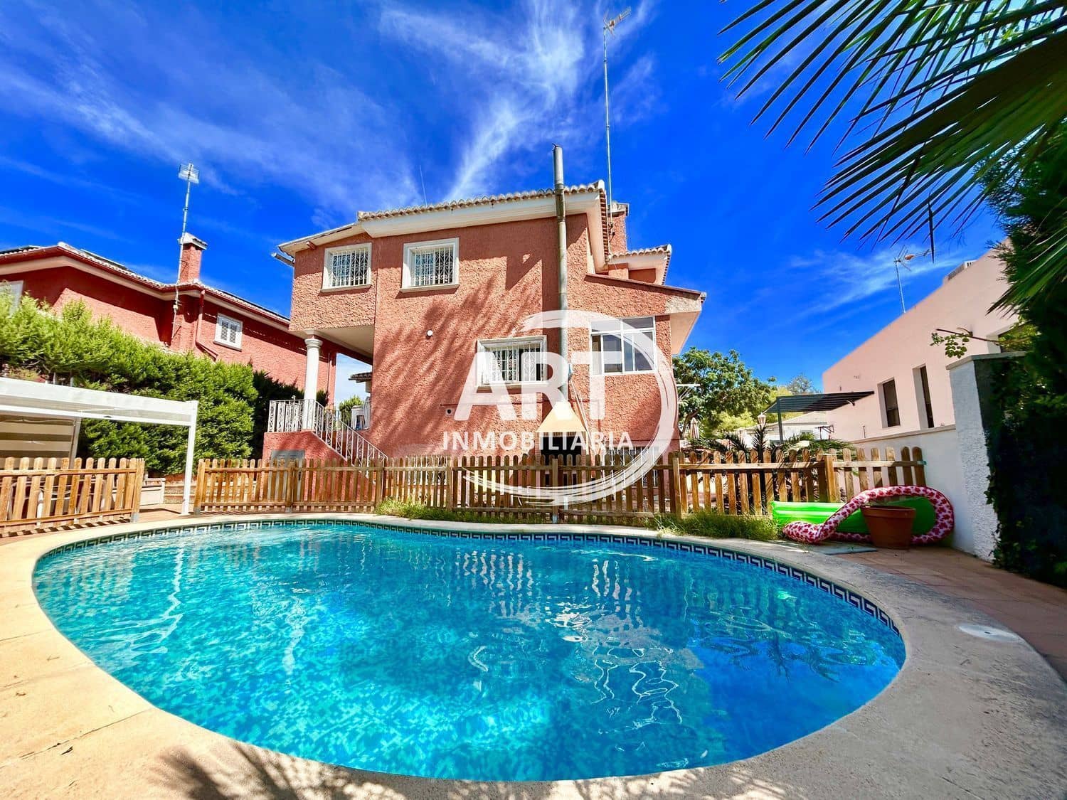 6 soveværelse Villa til salg i Paterna med swimmingpool garage - € 599.000 (Ref: 8537898)