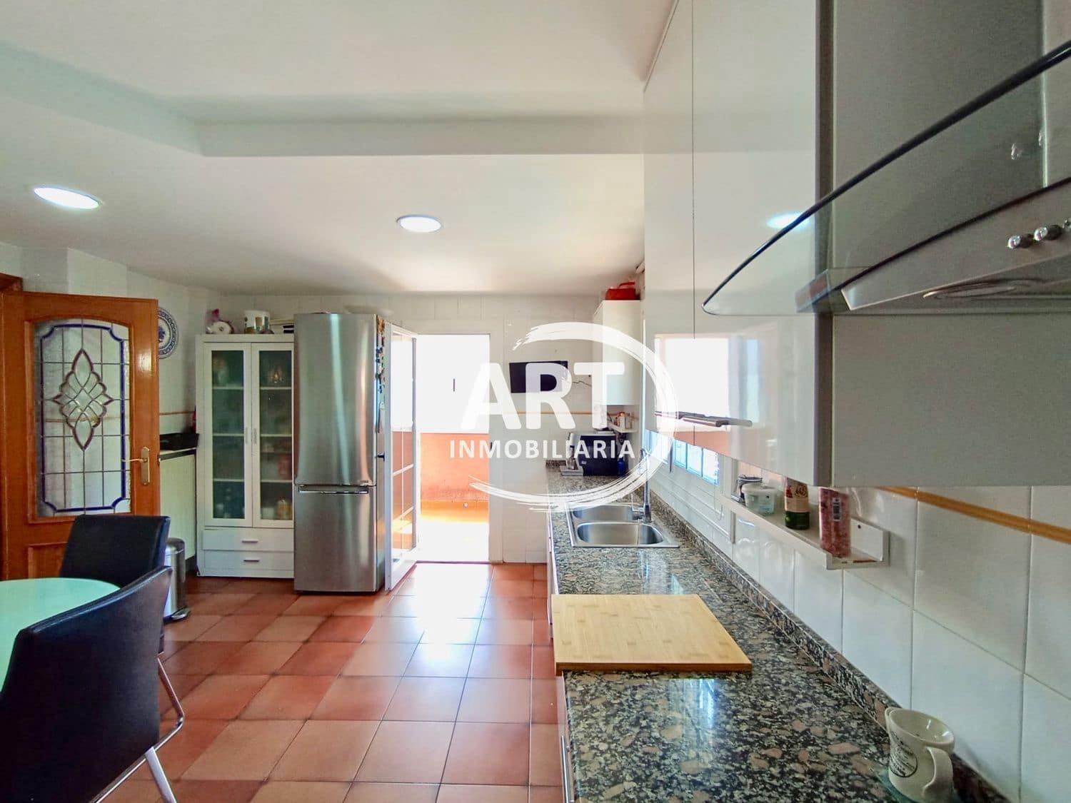 6 soveværelse Villa til salg i Paterna med swimmingpool garage - € 599.000 (Ref: 8537898)