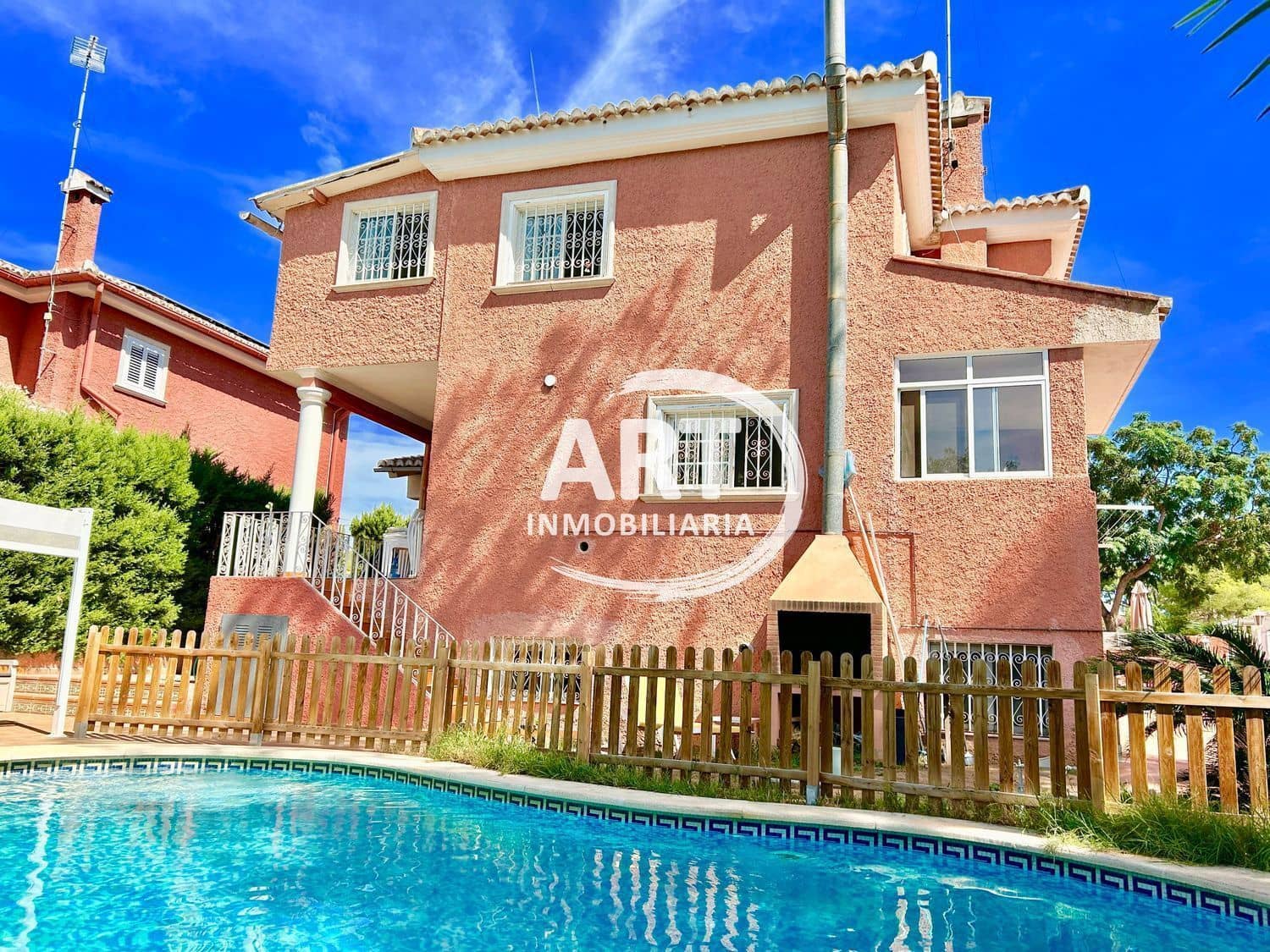 6 soveværelse Villa til salg i Paterna med swimmingpool garage - € 599.000 (Ref: 8537898)