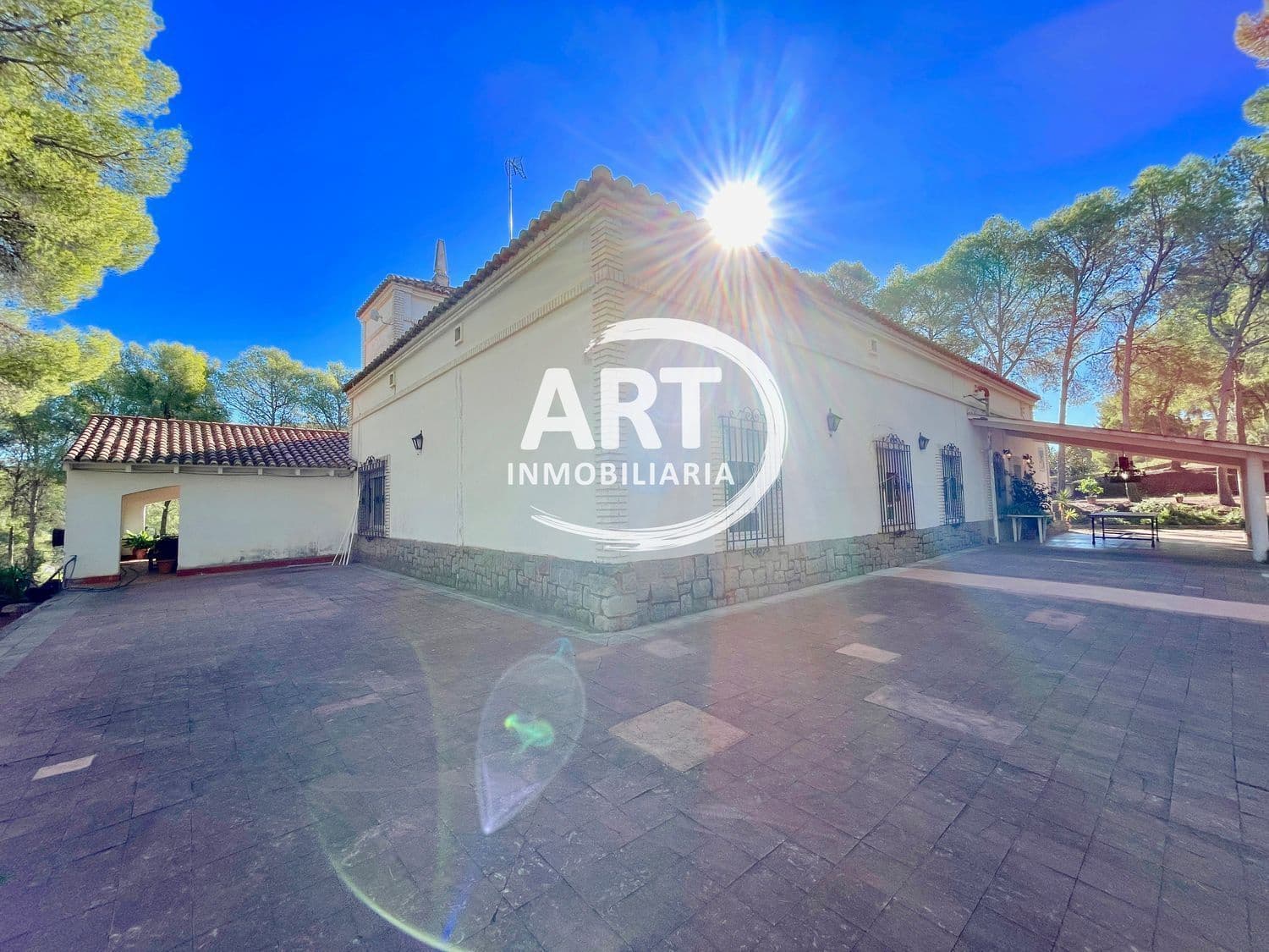 7 bedroom Villa for sale in Naquera with pool garage - € 900,000 (Ref: 8596501)