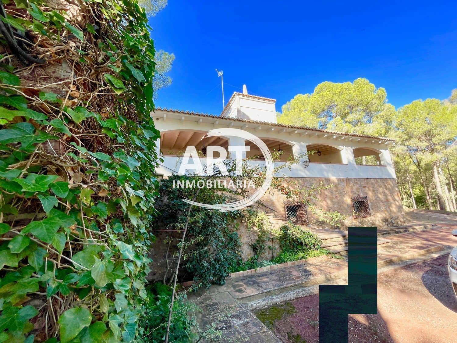 7 bedroom Villa for sale in Naquera with pool garage - € 900,000 (Ref: 8596501)