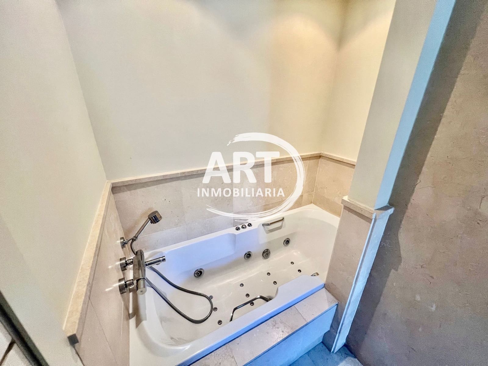 3 soveværelse Lejlighed til salg i Benahavis med swimmingpool garage - € 729.000 (Ref: 8762410)