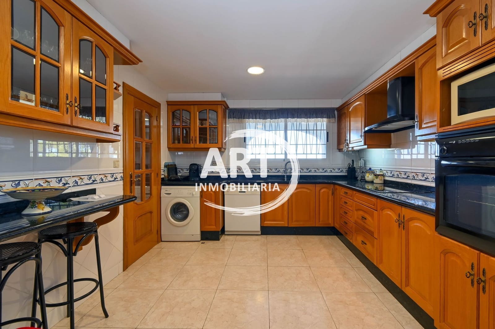 6 sypialnia Willa na sprzedaż w Alzira z basenem garażem - 650 000 € (Ref: 8816906)