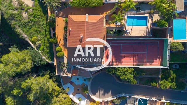 6 soverom Villa til salgs i Alzira med svømmebasseng garasje - € 650 000 (Ref: 8816906)