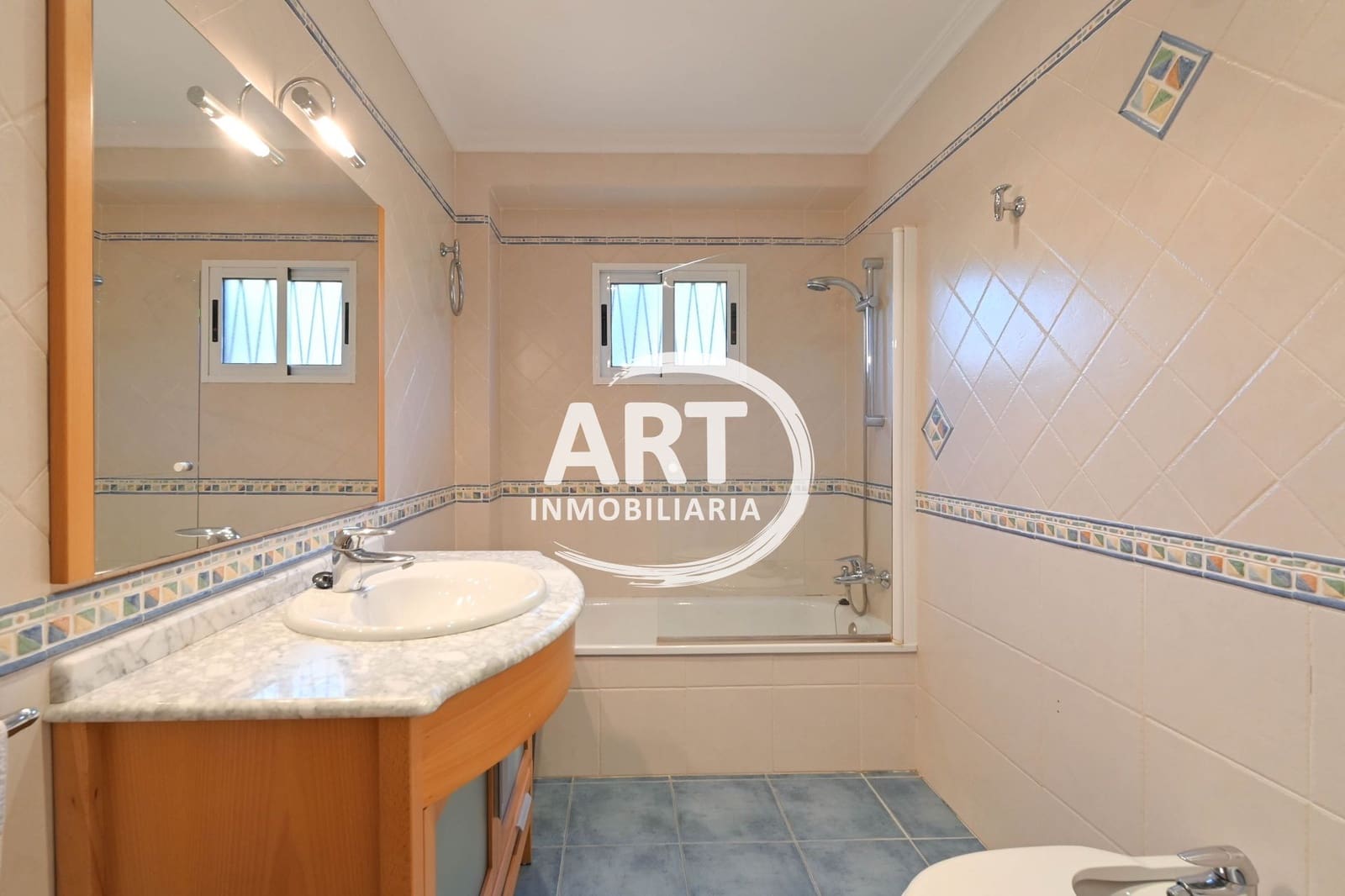 6 sypialnia Willa na sprzedaż w Alzira z basenem garażem - 650 000 € (Ref: 8816906)