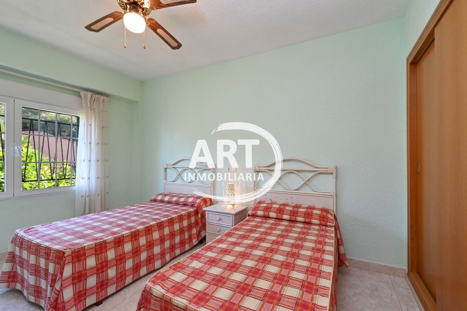 6 sypialnia Willa na sprzedaż w Alzira z basenem garażem - 650 000 € (Ref: 8816906)