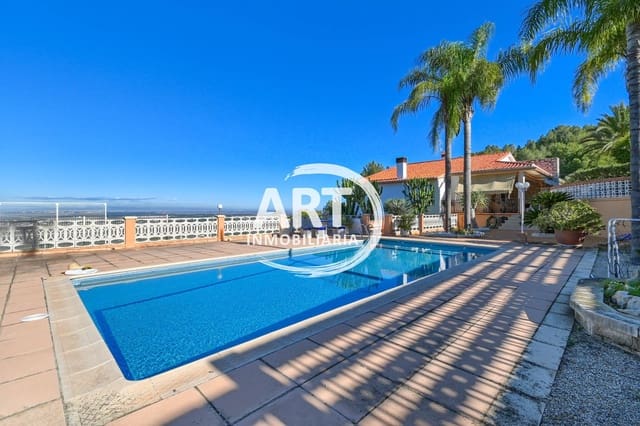 6 soverom Villa til salgs i Alzira med svømmebasseng garasje - € 650 000 (Ref: 8816906)