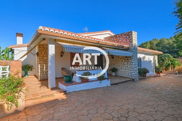 6 soverom Villa til salgs i Alzira med svømmebasseng garasje - € 650 000 (Ref: 8816906)