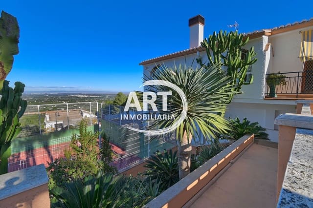 6 soverom Villa til salgs i Alzira med svømmebasseng garasje - € 650 000 (Ref: 8816906)