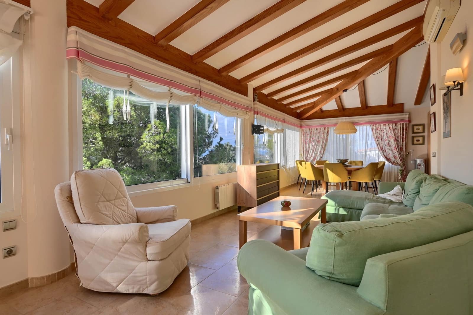 7 soverom Villa til salgs i Alzira med svømmebasseng garasje - € 1 100 000 (Ref: 8820912)