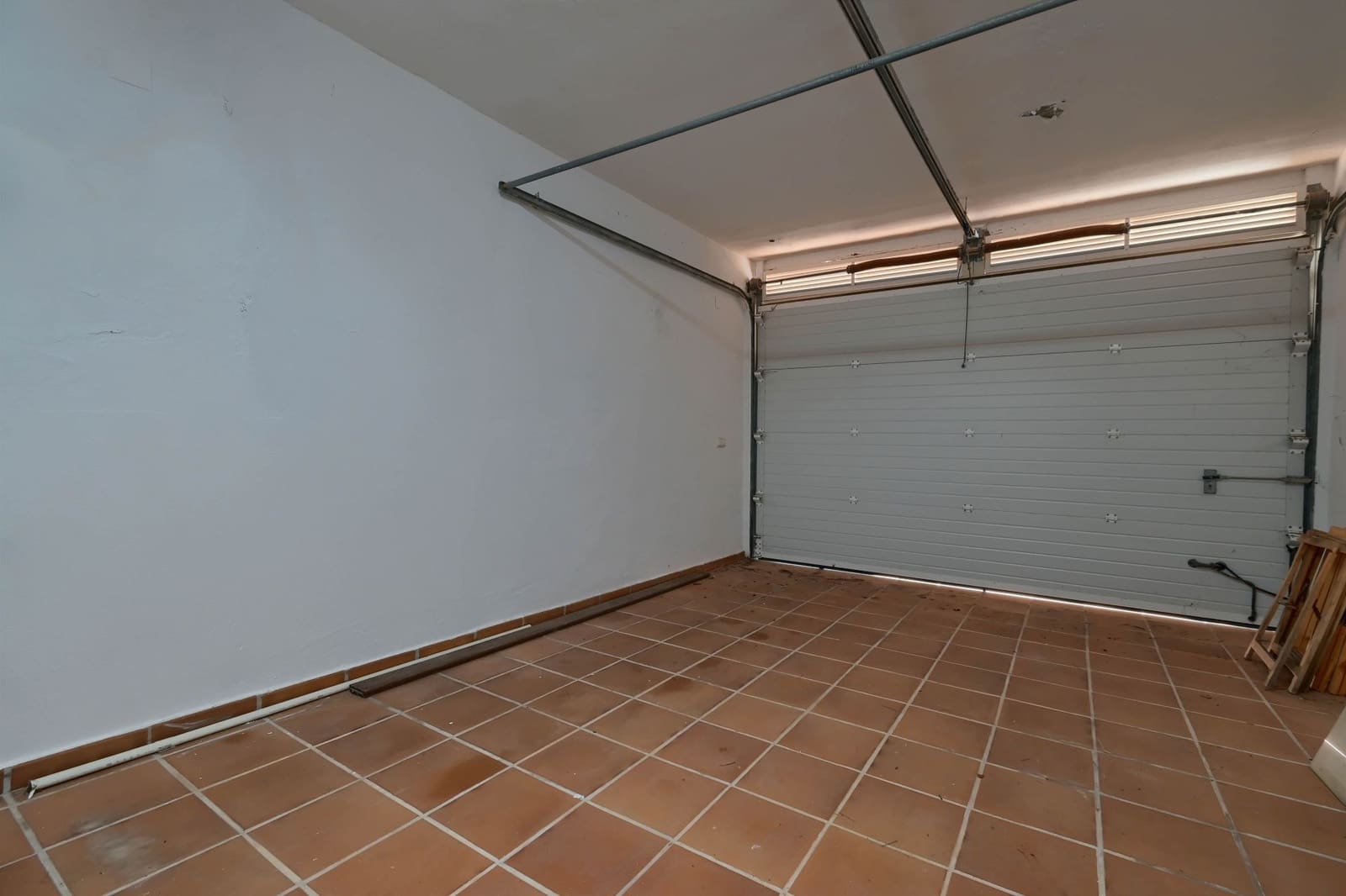 7 soverom Villa til salgs i Alzira med svømmebasseng garasje - € 1 100 000 (Ref: 8820912)