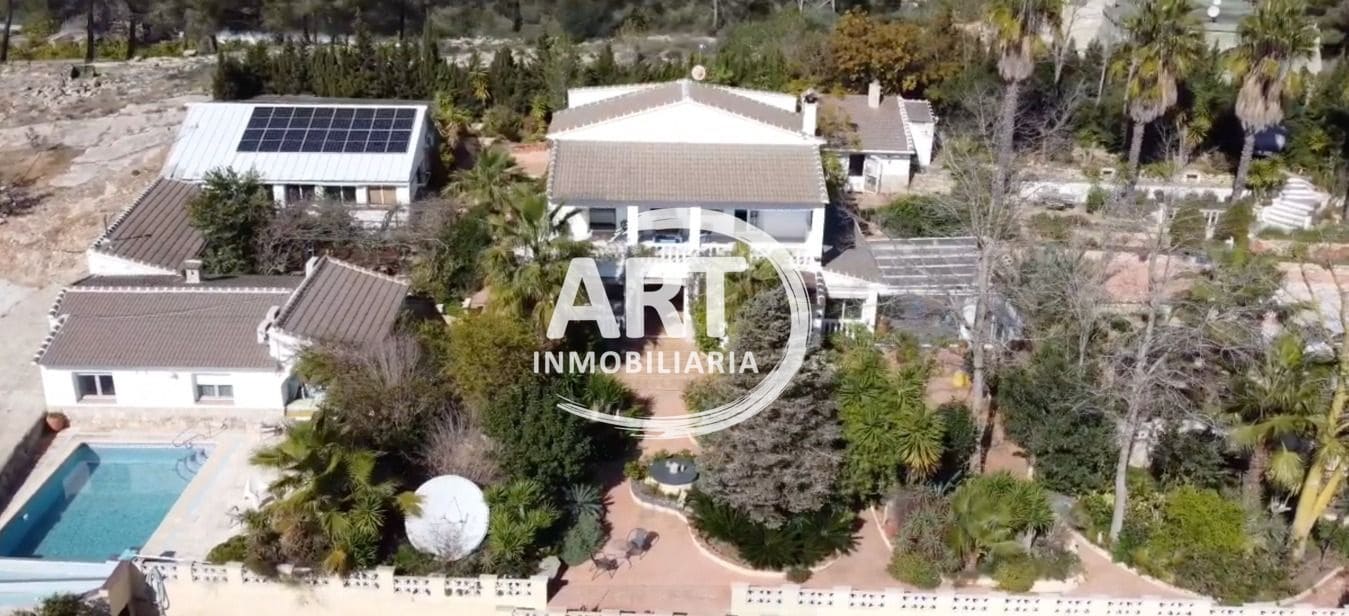 10 soveværelse Villa til salg i Beniganim med swimmingpool garage - € 899.000 (Ref: 8830008)