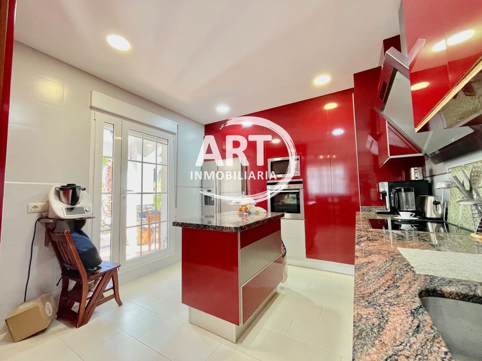 10 soveværelse Villa til salg i Beniganim med swimmingpool garage - € 899.000 (Ref: 8830008)