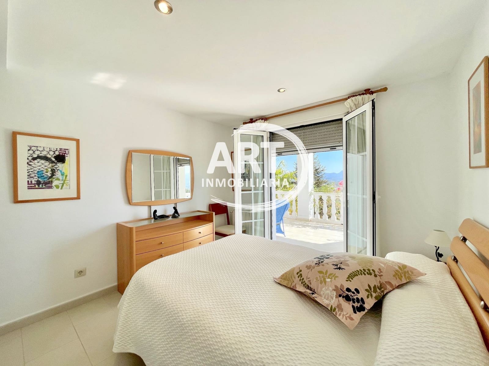 10 soveværelse Villa til salg i Beniganim med swimmingpool garage - € 899.000 (Ref: 8830008)