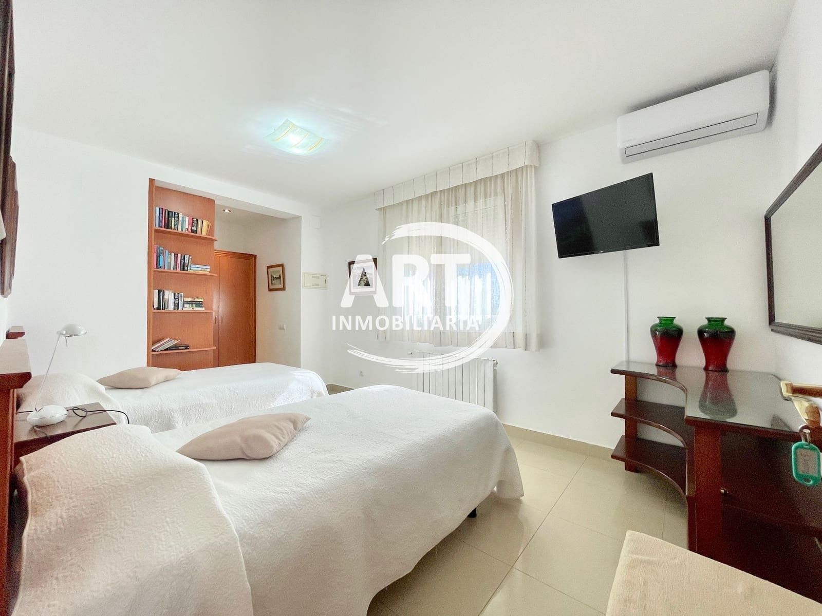 10 soveværelse Villa til salg i Beniganim med swimmingpool garage - € 899.000 (Ref: 8830008)