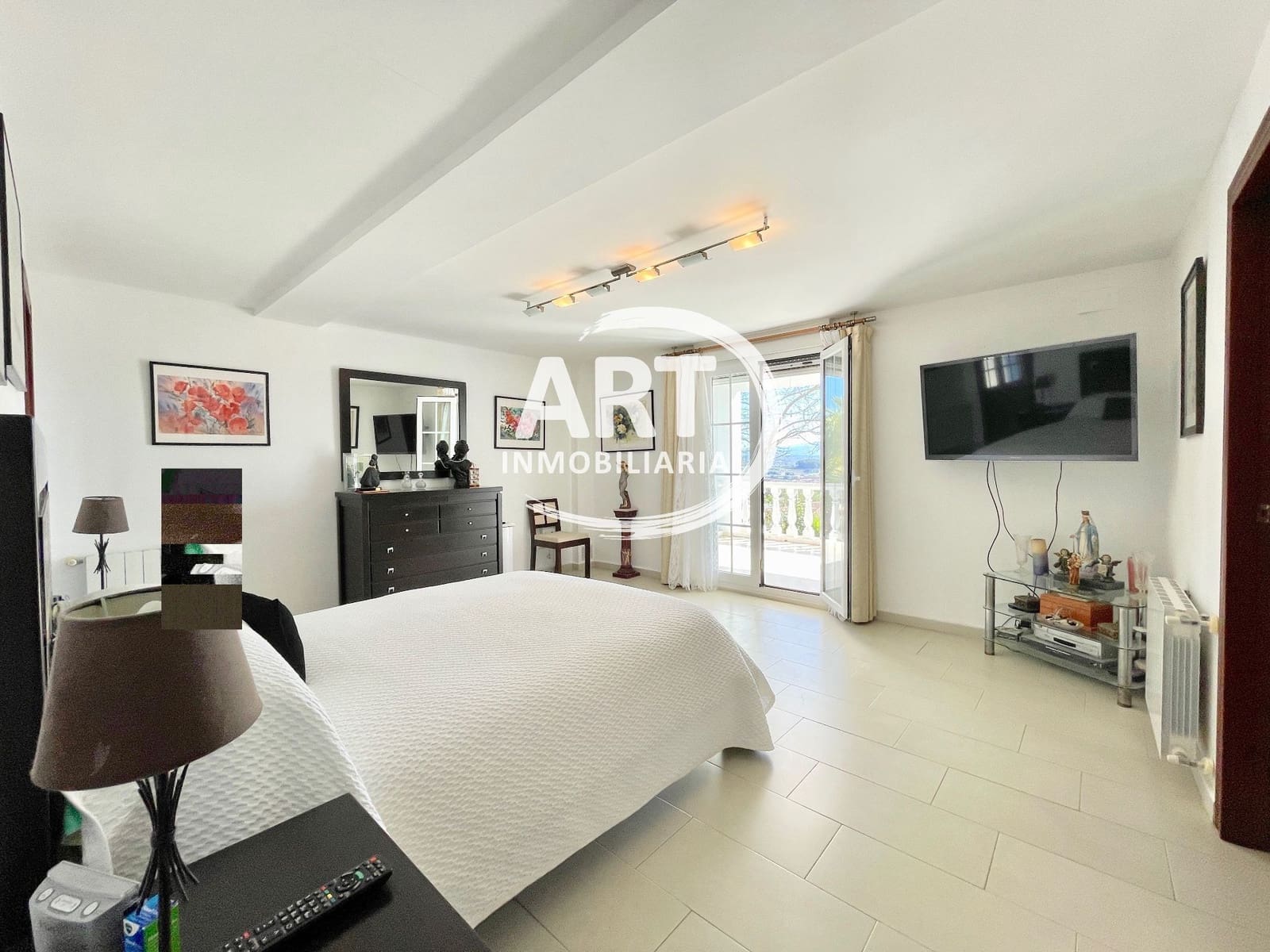 10 soveværelse Villa til salg i Beniganim med swimmingpool garage - € 899.000 (Ref: 8830008)