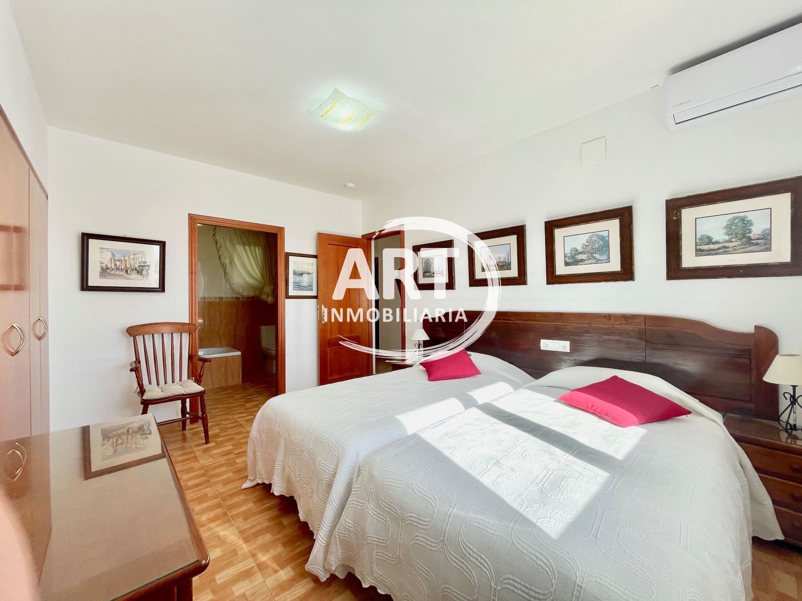 10 soveværelse Villa til salg i Beniganim med swimmingpool garage - € 899.000 (Ref: 8830008)