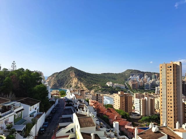 2 bedroom Townhouse for sale in Playa Poniente, Benidorm with pool garage - € 269,000 (Ref: 8837155)