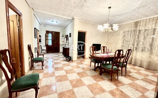 4 Zimmer Villa zu verkaufen in Picassent mit Garage - 260.000 € (Ref: 8899689)