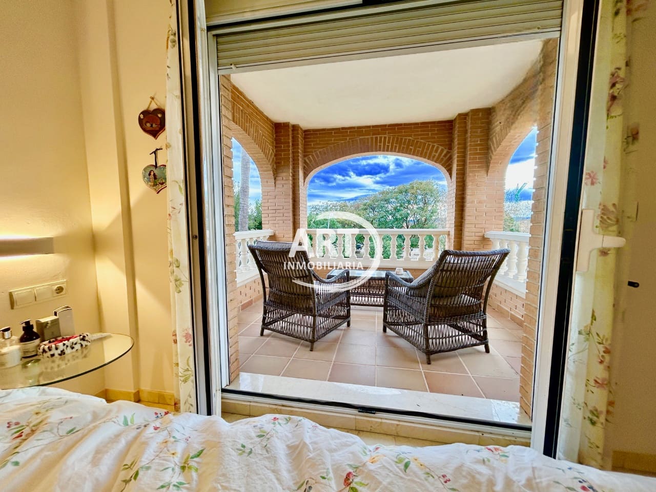 3 soveværelse Villa til salg i L'Eliana med swimmingpool garage - € 698.000 (Ref: 8912324)