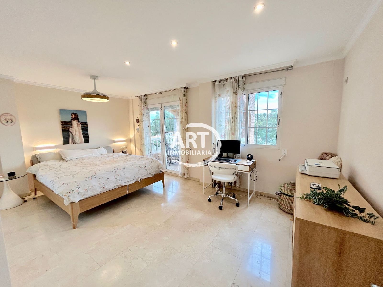 3 soveværelse Villa til salg i L'Eliana med swimmingpool garage - € 698.000 (Ref: 8912324)