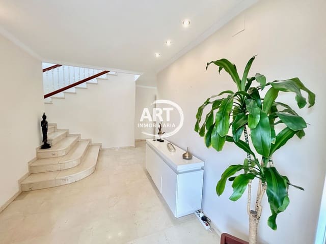 3 soverom Villa til salgs i L'Eliana med svømmebasseng garasje - € 698 000 (Ref: 8912324)