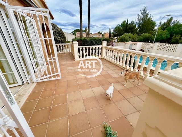 3 soverom Villa til salgs i L'Eliana med svømmebasseng garasje - € 698 000 (Ref: 8912324)