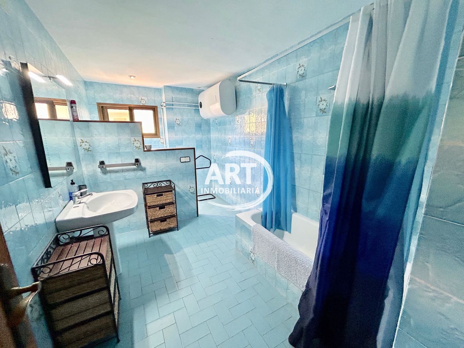 8 soverom Villa til salgs i Serra med svømmebasseng garasje - € 700 000 (Ref: 8997690)