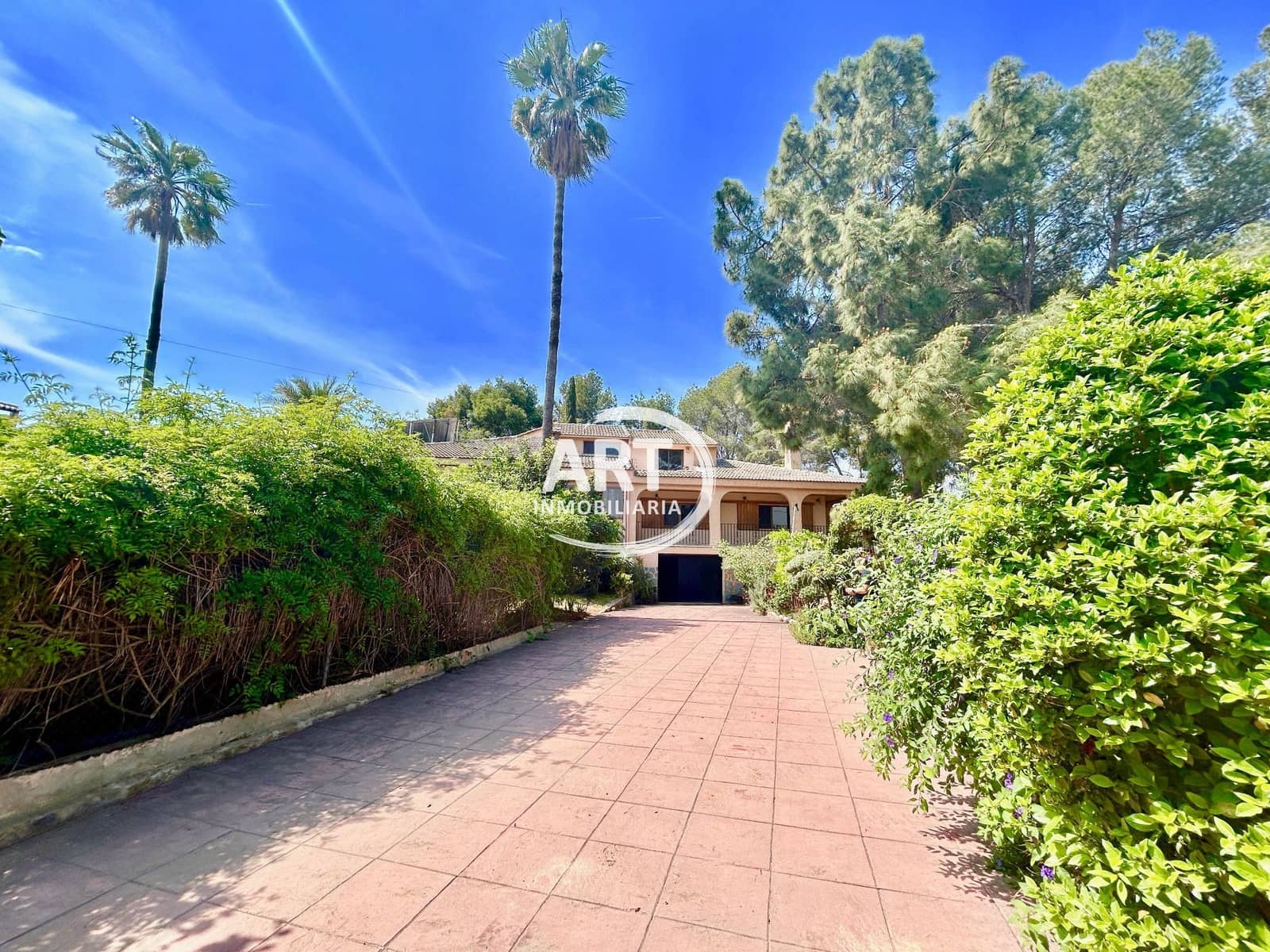 8 soverom Villa til salgs i Serra med svømmebasseng garasje - € 700 000 (Ref: 8997690)