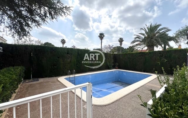 6 soveværelse Villa til leje i San Antonio de Benagéber med garage - € 2.500 (Ref: 9060660)