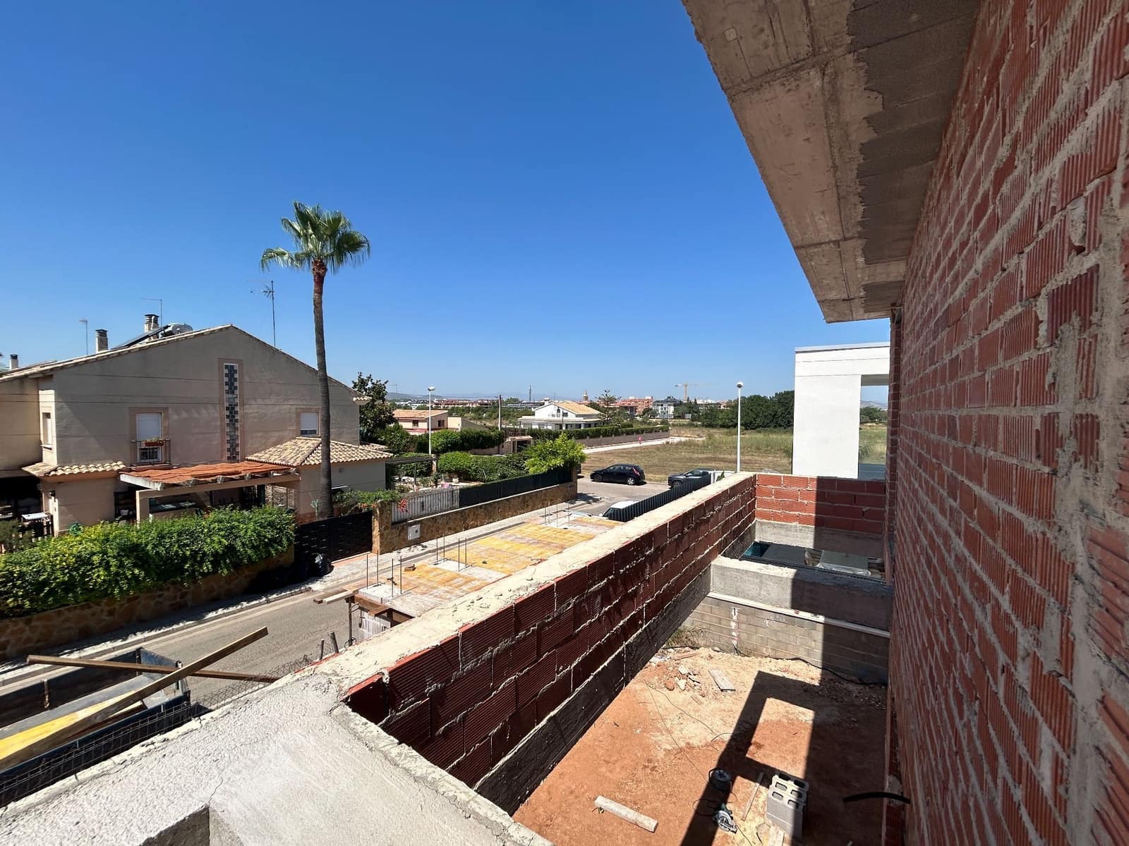 4 sypialnia Willa na sprzedaż w L'Eliana z basenem garażem - 875 000 € (Ref: 9095811)