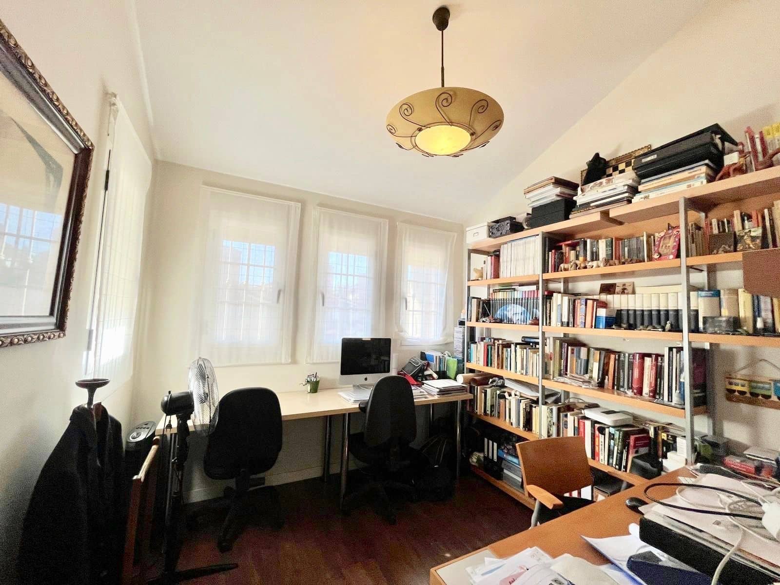 5 soveværelse Semi-Rækkehus til salg i Riba-roja de Turia - € 420.000 (Ref: 9124341)