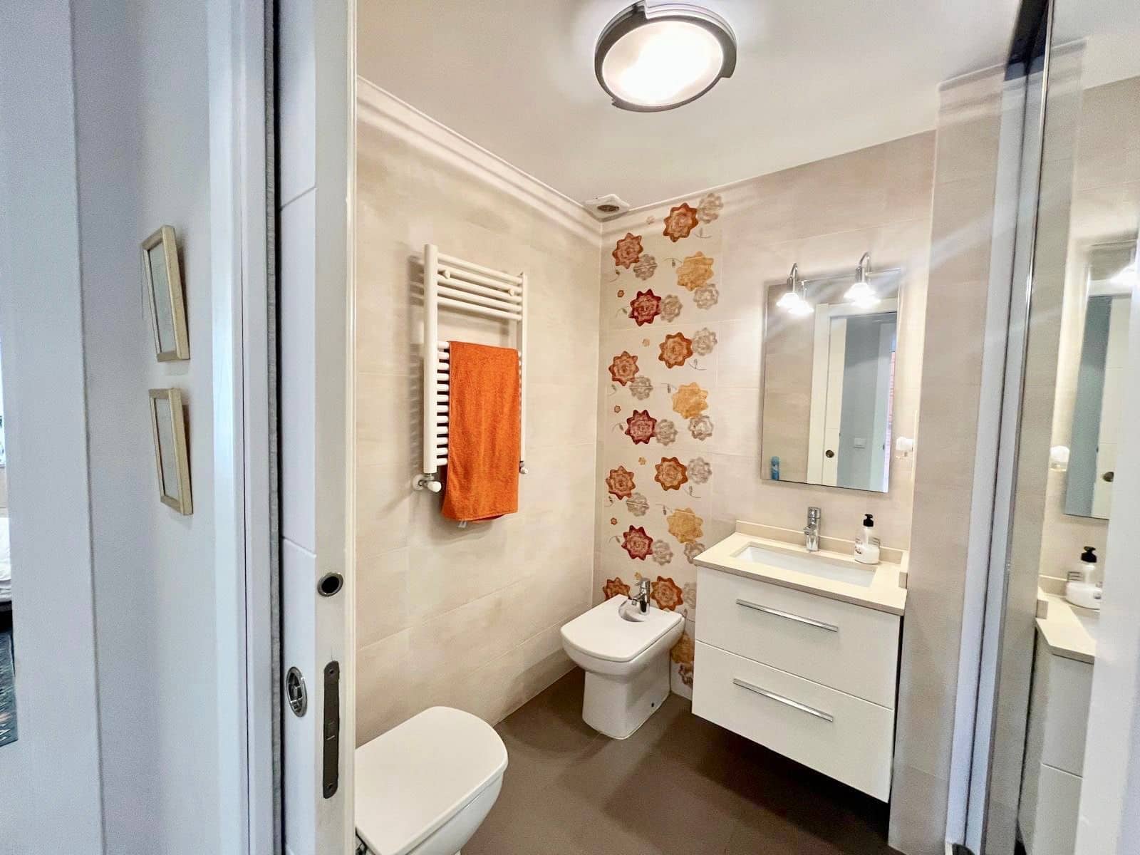 5 soveværelse Semi-Rækkehus til salg i Riba-roja de Turia - € 420.000 (Ref: 9124341)