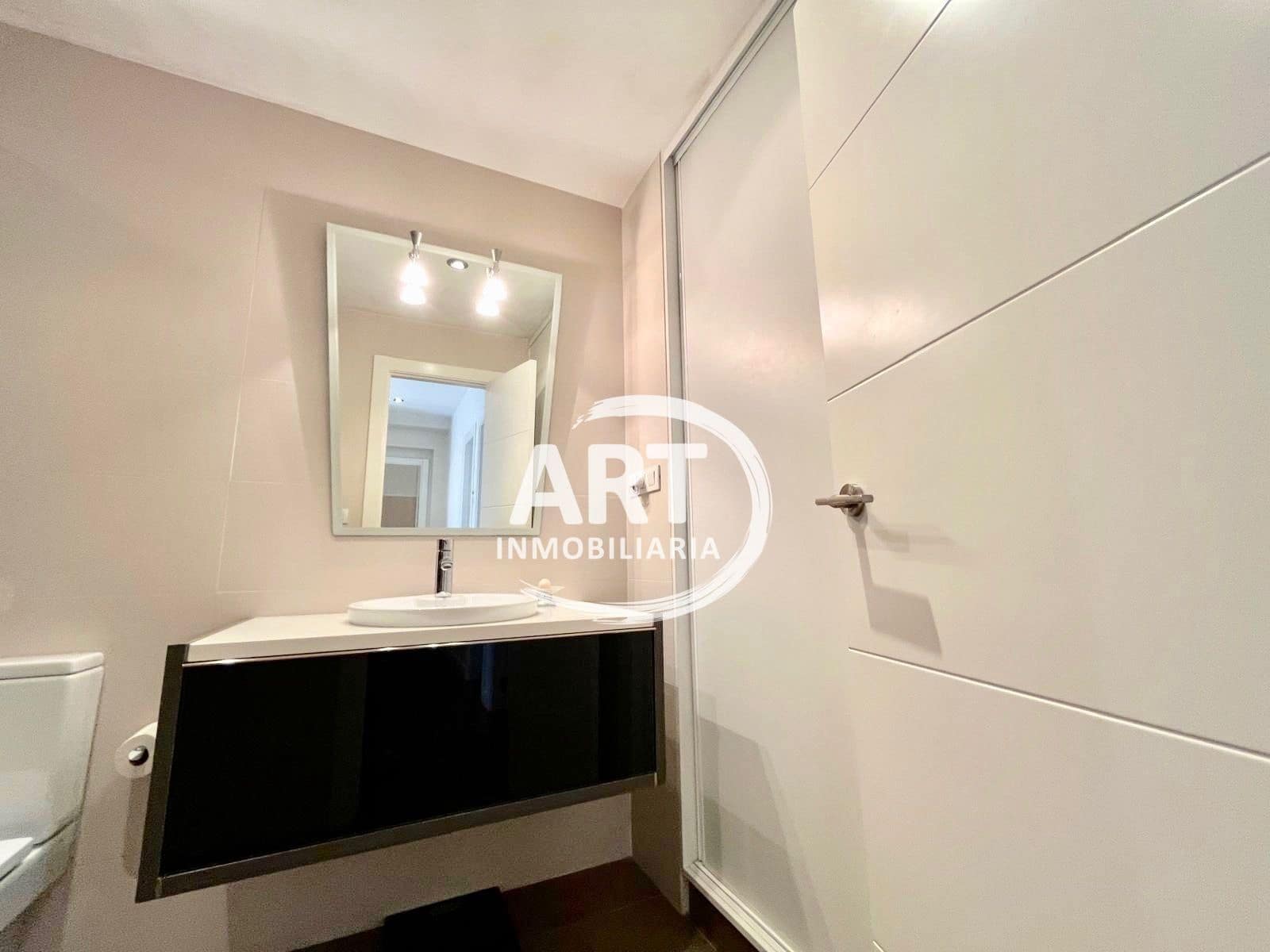 5 soveværelse Semi-Rækkehus til salg i Riba-roja de Turia - € 420.000 (Ref: 9124341)