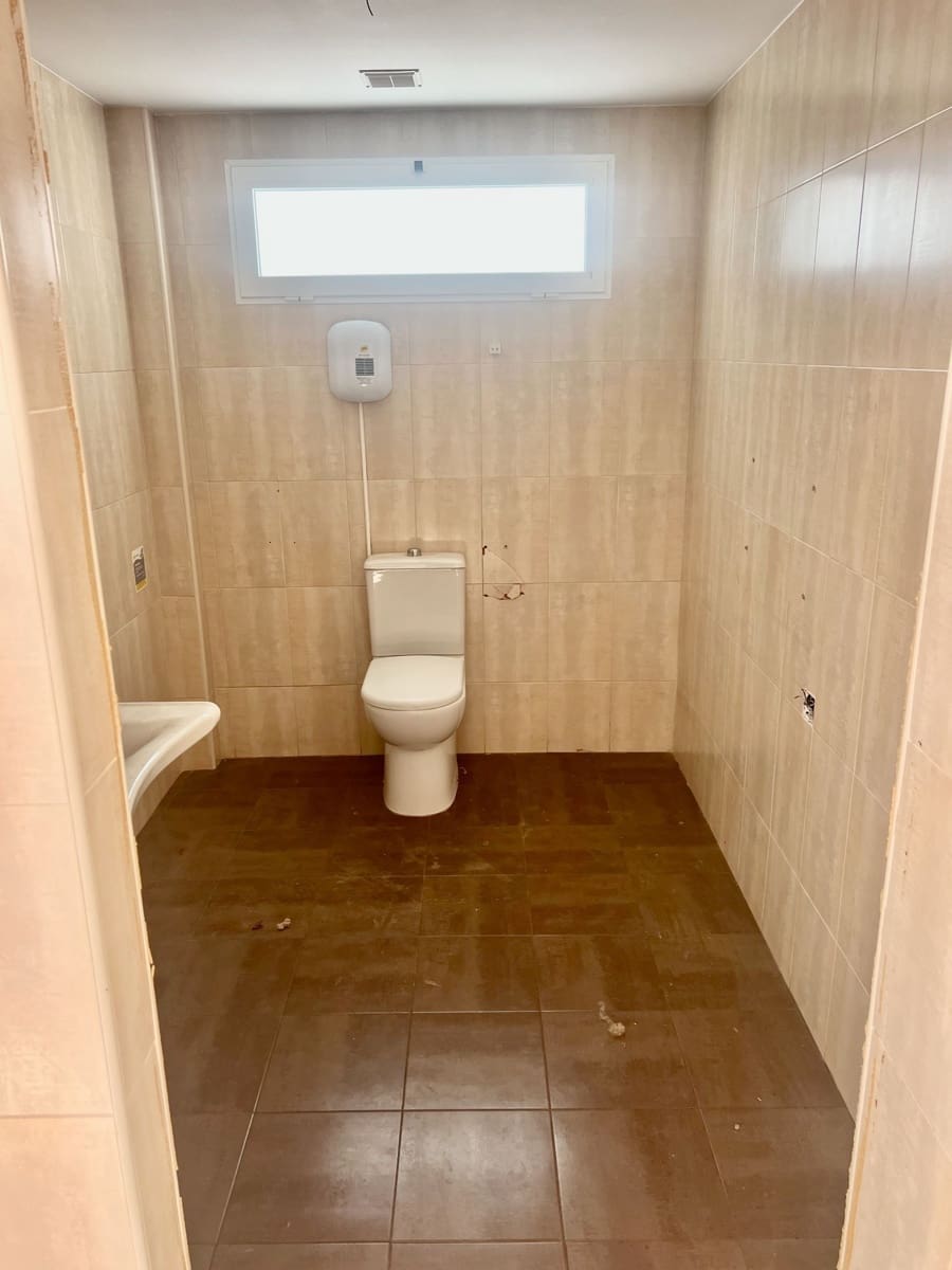 Kommersiell til salgs i Betera - € 320 000 (Ref: 9172523)