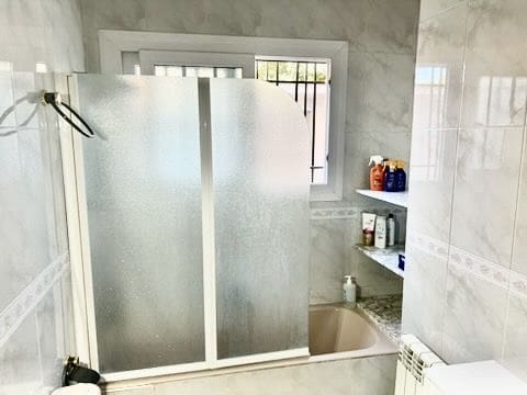 4 soveværelse Villa til leje i L'Eliana med swimmingpool - € 2.300 (Ref: 9172524)